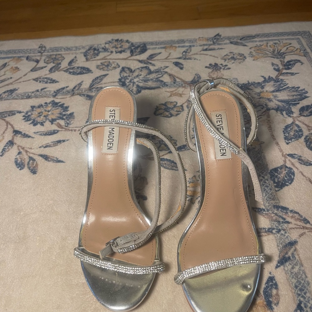 Steve Madden Silver Strappy Women's Sandals